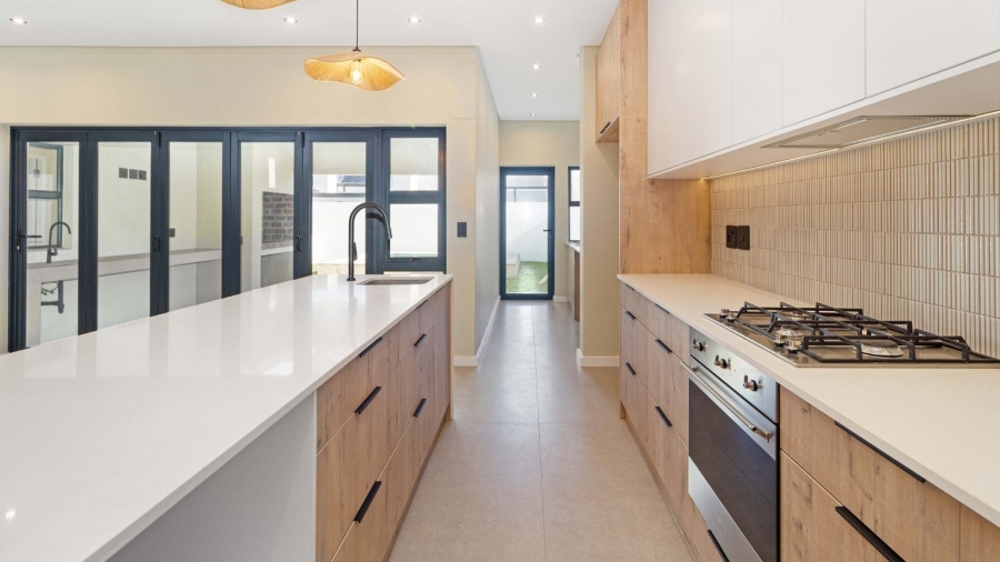 4 Bedroom Property for Sale in Sandown Western Cape